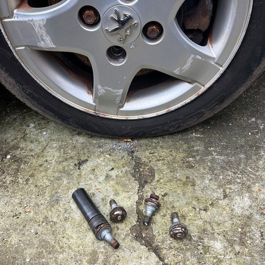 Mobile Locking Wheel Nut Removal Mobile Locking Wheel Nut Removal